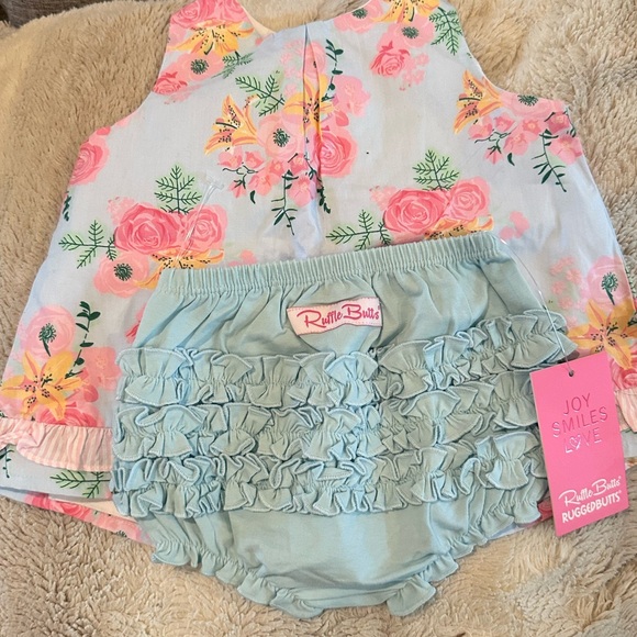 Ruffle Butts Other - 💛$15 FLASH SALE💛Ruffle Butts Swing Top and Bloomer 12-18M NWT